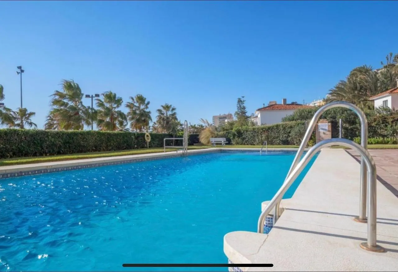 Apartamento frente al mar Primera linea de playa Apartment with 2 bedrooms Beachfront España